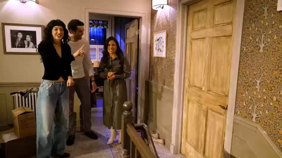 Inside Broadway's 'Paranormal Activity,' where scares continue beyond the stage
       — WABC-TV Eyewitness News (ABC7 NY)