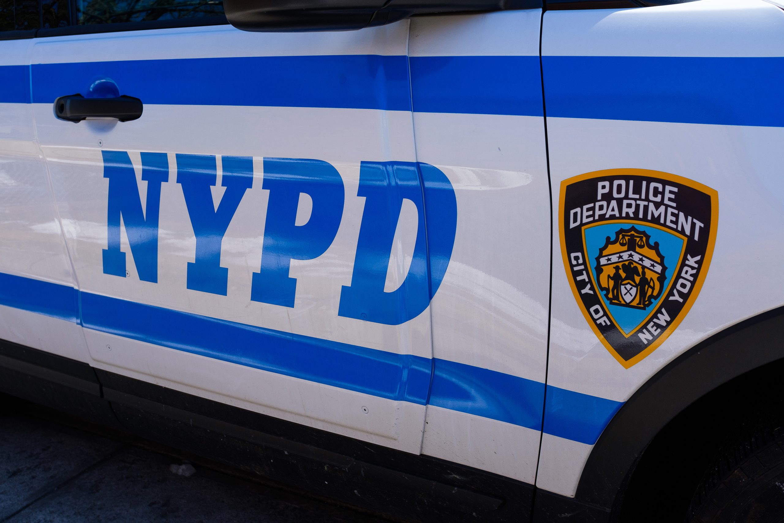 28-year-old woman critically injured after being stabbed while jogging on Brooklyn bike path — FOX 5 NY (WNYW)
