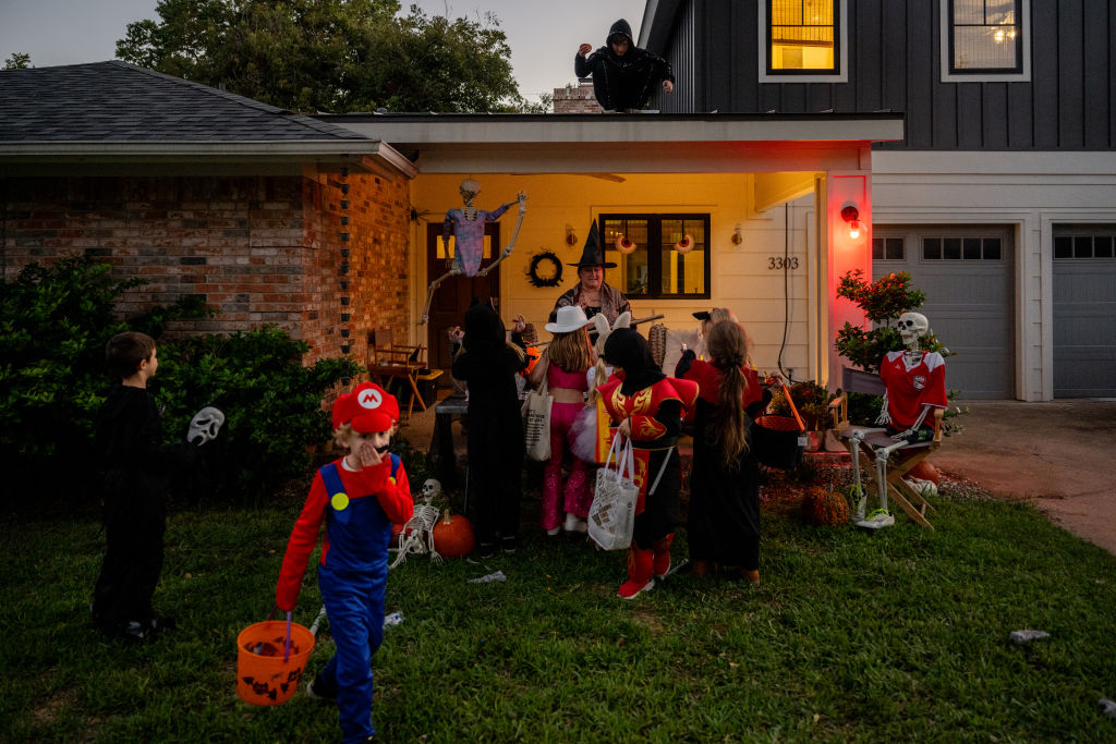 Halloween curfews 2026: When NYC-area kids need to be home this weekend — Levittown Community news